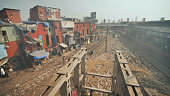 dharavi-slums-im-osten-mumbais-bandra-district-maharashtra-indien.jpg?b=1&s=170x170&k=20&c=hgNcEAueVJ_uheRWeO3tfhRPueP_5HlMd5JZEv3Khpo=