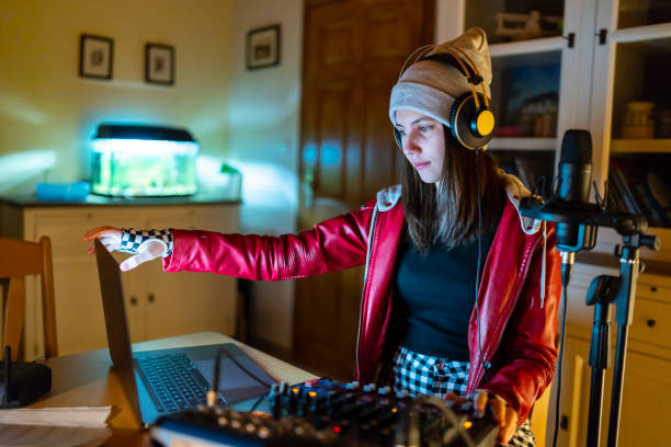 istock Streaming music live from home 1252124497