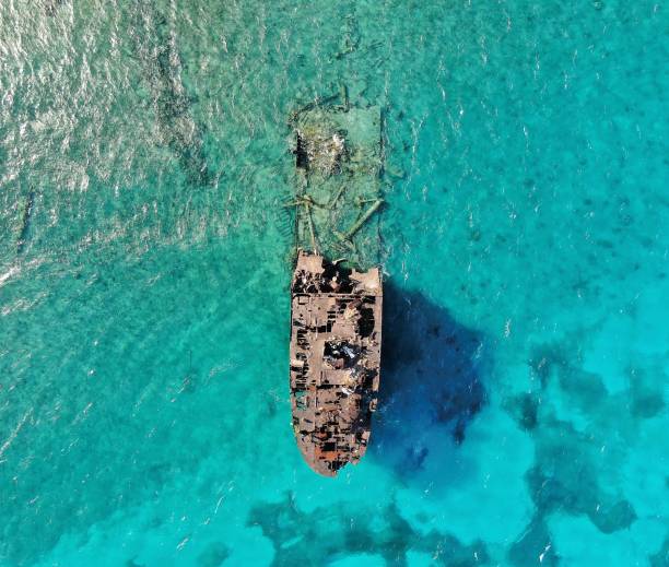 istock Rusty ship on the caribbean sea 1252382259