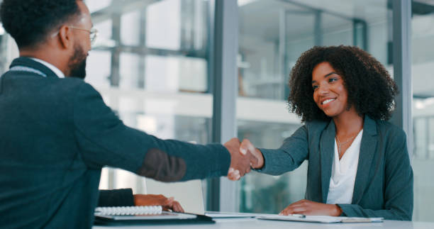 istock A deal is a deal 1252396933
