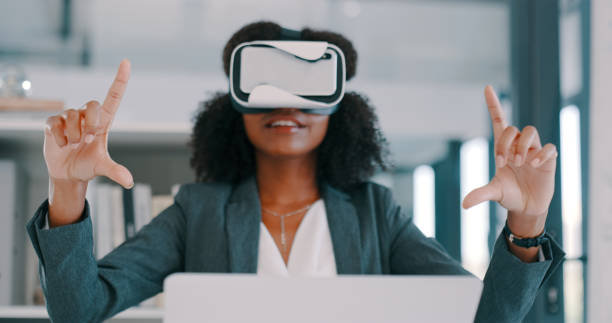 istock Giving business a boost with virtual reality 1252397010