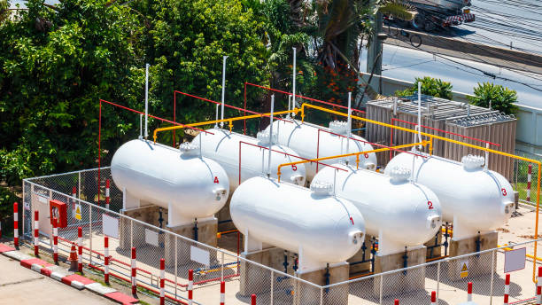 istock Lpg gas tank industrial plant. 1252400375
