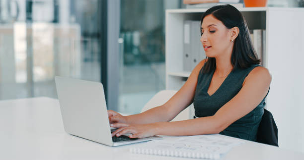 istock She knows what to do to get it done 1252400609