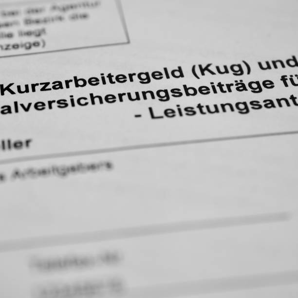 domanda tedesca di indennità di breve periodo - unemployment benefits rejection application form foto e immagini stock
