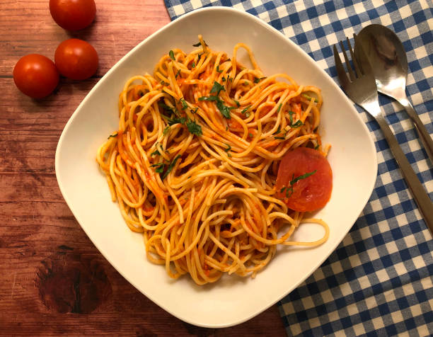 istock Traditional italian pasta pomodoro 1252445678