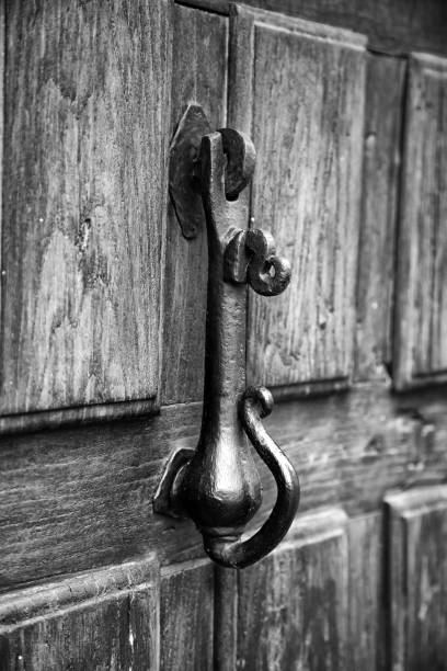 istock Wooden door knocker 1252471493