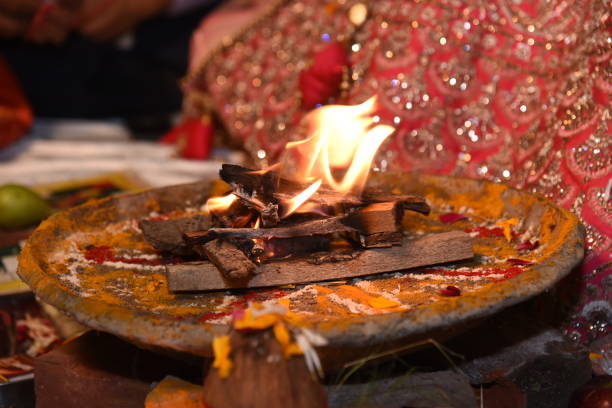 Havan Kund Stock Photos, Pictures & Royalty-Free Images - iStock Havan Kund Stock Photos, Pictures & Royalty-Free Images - iStock