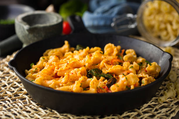 istock Healthy Vegan gigli pasta dish 1252581957