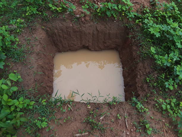 istock The pit is full of water 1252596925