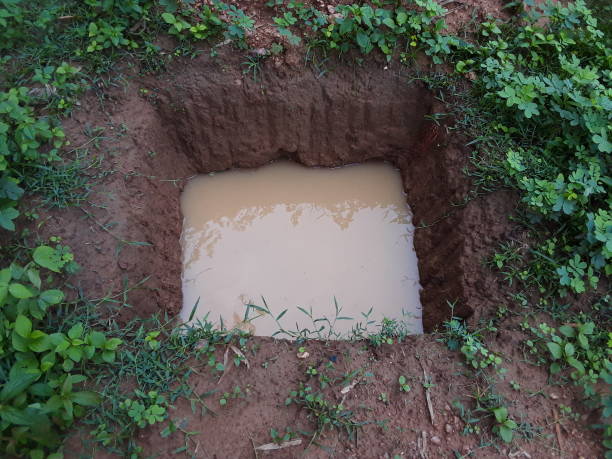 istock The pit is full of water 1252596958