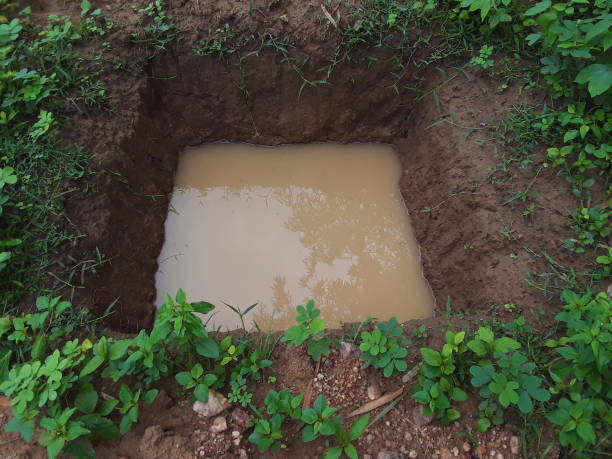 istock The pit is full of water 1252596993