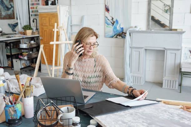 istock Talking to customer by phone 1252614457