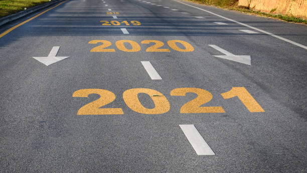 istock Road to new year 2021 1252673264
