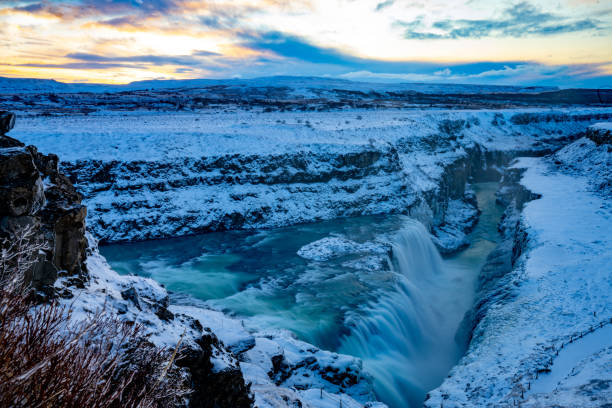 istock Iceland in winter 1252673275