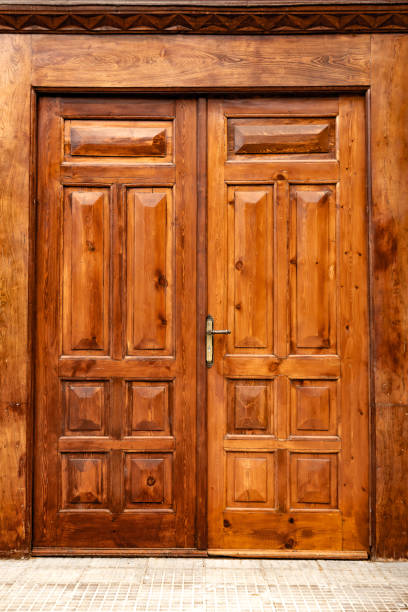 istock Wooden door 1252713027