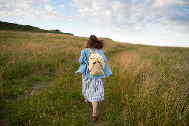 istock a young woman traveling 1252743182
