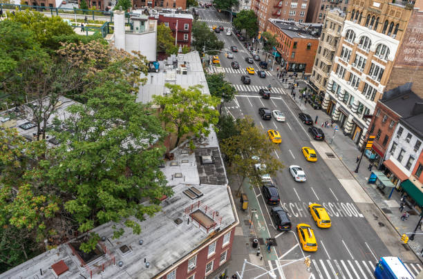 istock A street of New York 1252763521