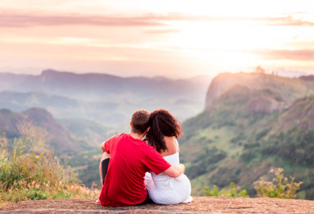 istock Dating couple 1252773104