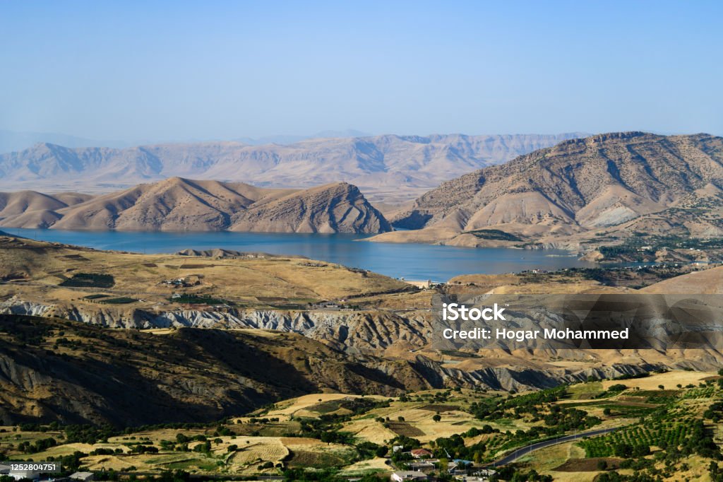 Dukan Dam This dam, which is named after a nearby town called Dukan, was built in 1959. It impounds the Little Zab (river). It is a beautiful tourism destination in Sulaymaniyah Province in the Kurdistan Region of Iraq. Iraq Stock Photo