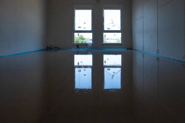 on a construction site the liquid screed was poured on the ground