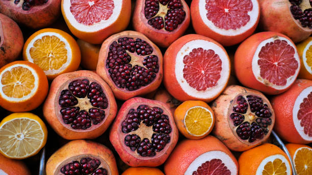 istock Sliced citrus fruits at the Turkish Bazaar 1252843290