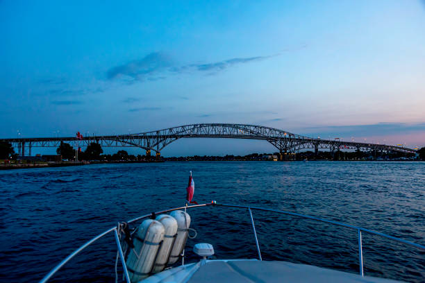 istock The Bridges at Dusk 1252866375
