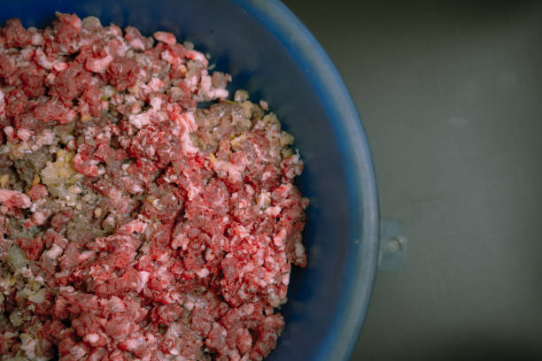 Minced meat is in the tank