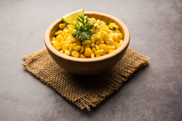 spicy masala corn chat - steam steamed lemon food fotografías e imágenes de stock
