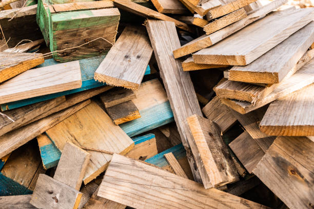 istock Pallet wood waste background,  wood trash 1252968755
