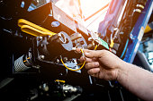 harvester-motor-zahnradketten-und-neue-moderne-mechanismen.jpg?b=1&s=170x170&k=20&c=S60euIihMO36oUcEanZa8xCDdTmDCZkVc6oZqh2Vg_4=