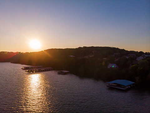 Sunset in In Southwestern Missouri Ariel View of Table Rock Lake Shoreline (Shot with DJI Mavic Air 12mp 4032 × 3024 photos professionally retouched - Lightroom / Photoshop)