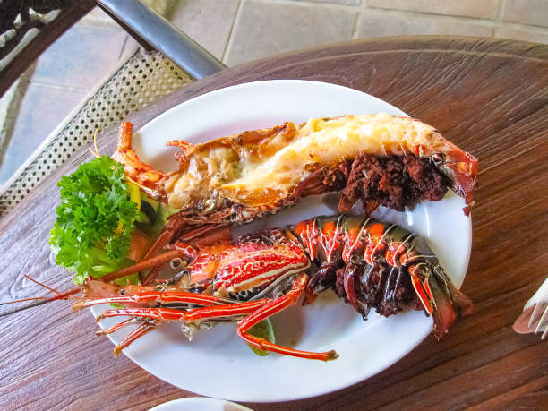 istock Baked lobster with cheese 1253113463