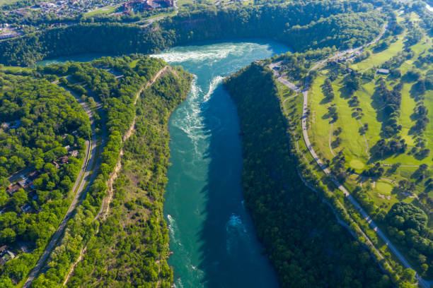 aerial niagara river e niagara river recreation trail, ontario, canada - bridal veil falls niagara foto e immagini stock