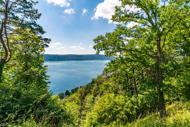 istock Fantastic hike near Sipplingen on Lake Constance 1253157371