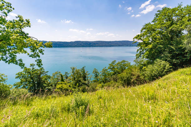 istock Fantastic hike near Sipplingen on Lake Constance 1253164175