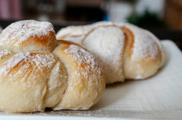 istock homemade artisan bread, knotted as flower shape 1253183075