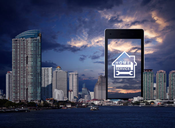 istock Business home service online concept 1253199970