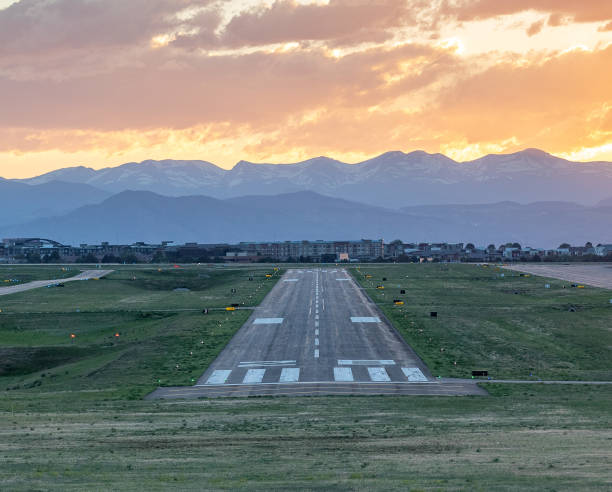 istock Airports and Runways 1253309158