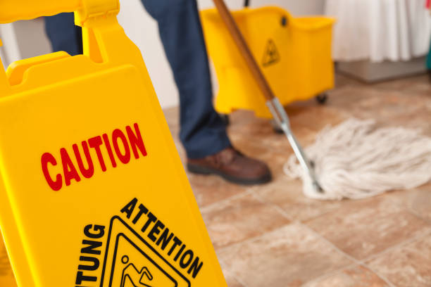 istock Disinfecting and Cleaning businesses. 1253311185