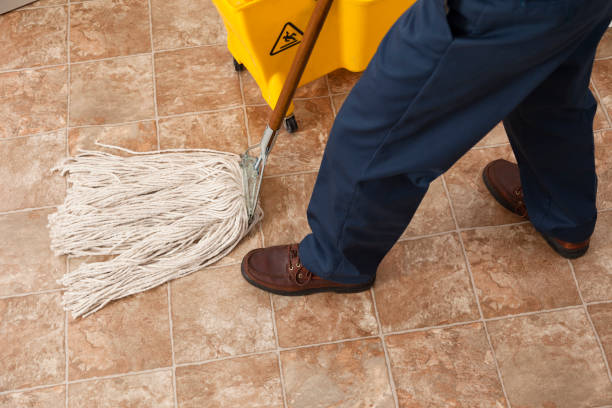 istock Disinfecting and Cleaning businesses. 1253311357