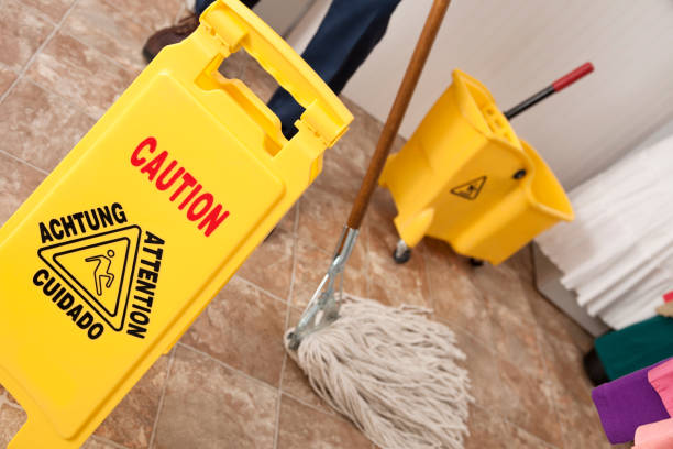 istock Disinfecting and Cleaning businesses. 1253311374