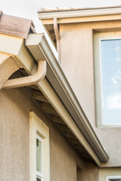 istock House with New Seamless Aluminum Rain Gutters 1253320287