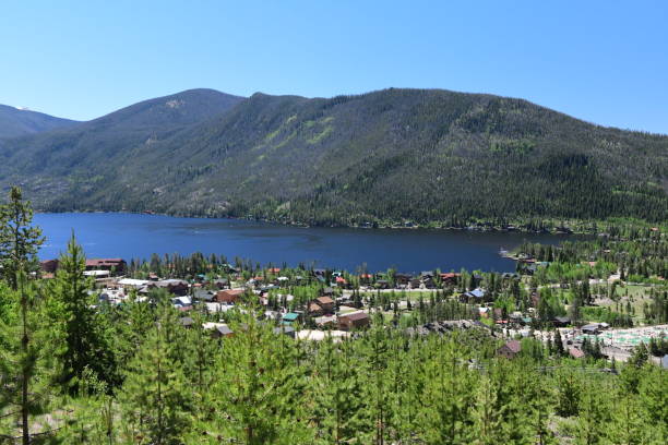 istock Grand Lake Colorado 1253337509