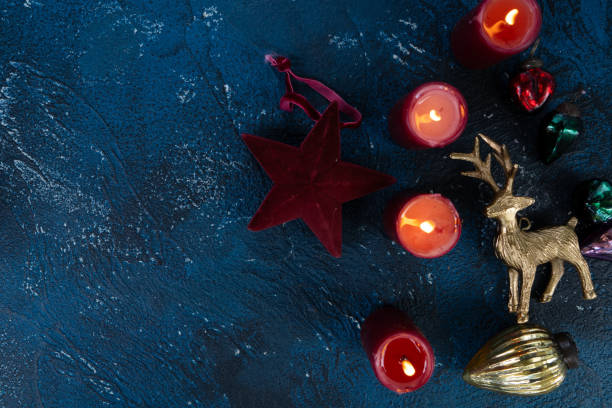 istock Christmas flat lay scene with golden decorations 1253344594