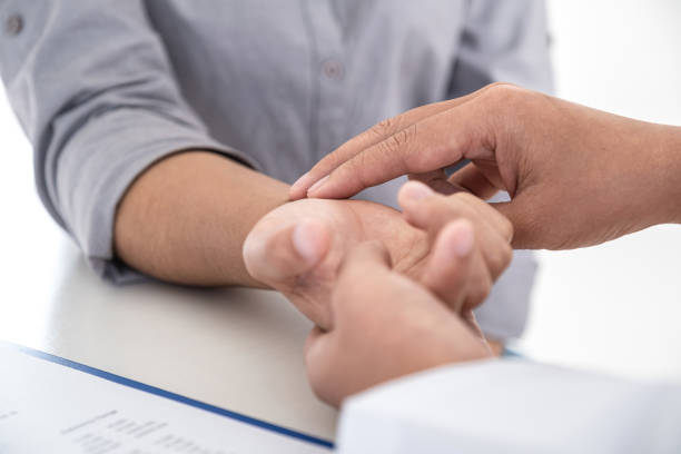 istock Doctor pulse measurement checking patient with examining, presenting results symptom and recommend treatment method, Healthcare and medical concept 1253430925