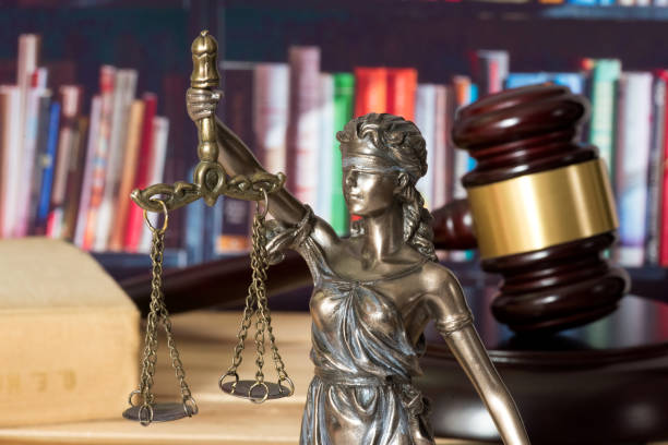 istock Richterhammer and Justice Goddess of Justice 1253467793