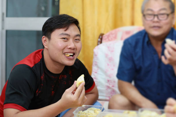 istock Durian oh Durian 1253486727