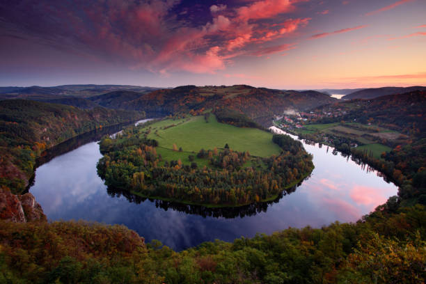 istock Evening sunset at horseshoe bend, Vltava river, Czech republic 1253517920