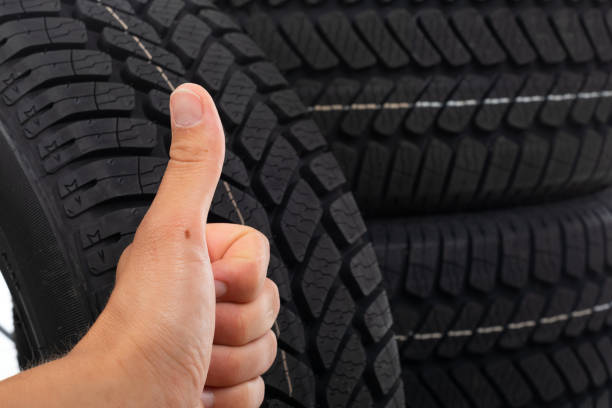 istock Black new tyre and thumbs up 1253568240