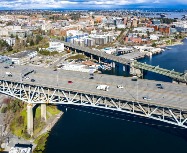 istock Interstate 5 and University of Washington 1253570228